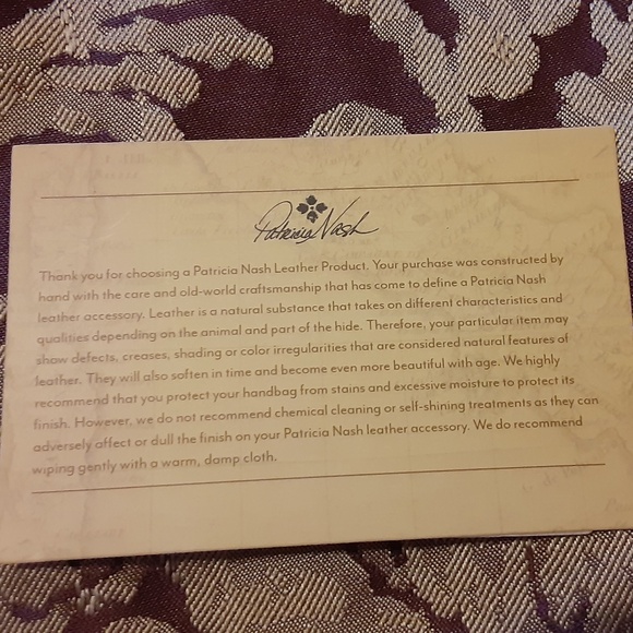 Patricia Nash Gold Metallic Large Leather Wristlet with COA - Picture 8 of 9